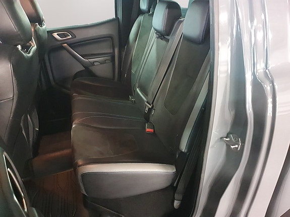 Ford Ranger Raptor 14 of 19