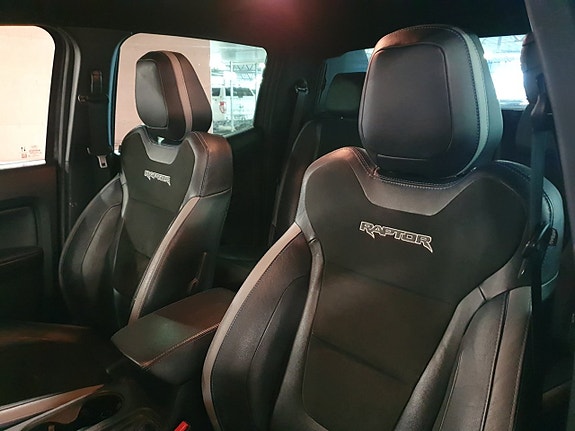 Ford Ranger Raptor 15 of 19