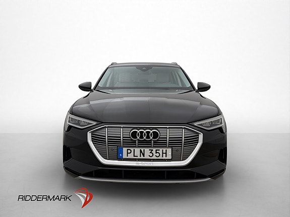Audi e-tron 2 of 30