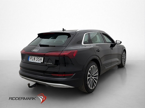 Audi e-tron 8 of 30