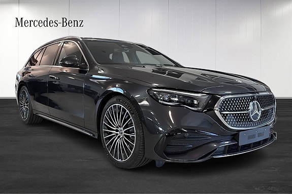 Mercedes-Benz E300 de 2 of 14