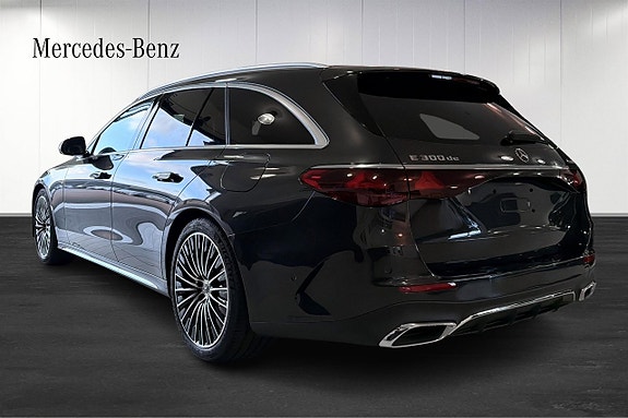 Mercedes-Benz E300 de 4 of 14