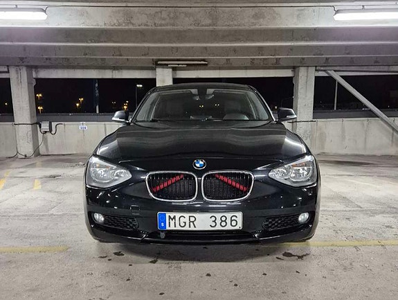BMW 118d 5 of 8