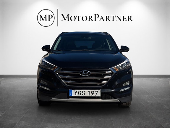 Hyundai Tucson 2 of 18