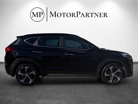 Hyundai Tucson 8 of 18