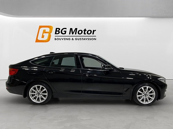 BMW 320 3 of 21
