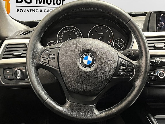BMW 320 13 of 21