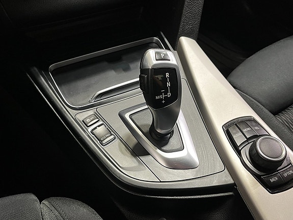 BMW 320 17 of 21