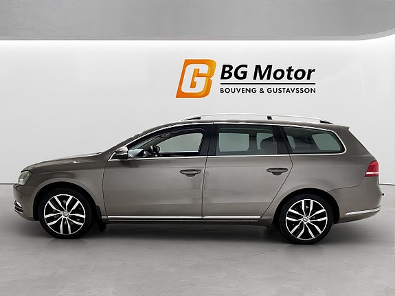 Volkswagen Passat 7 of 19