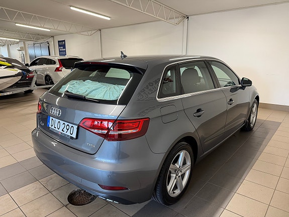 Audi A3 4 of 10