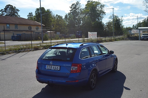 Skoda Octavia 5 of 16