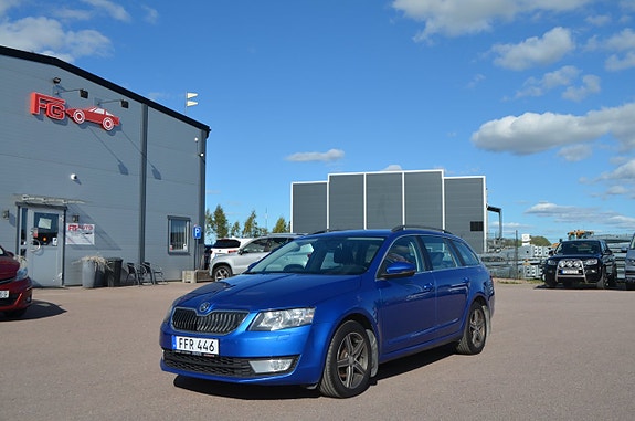 Skoda Octavia 3 of 16