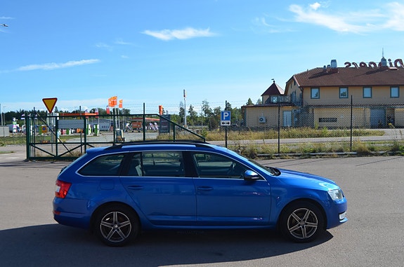 Skoda Octavia 7 of 16