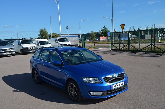 Skoda Octavia 8 of 16