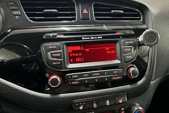 Kia Ceed 8 of 18