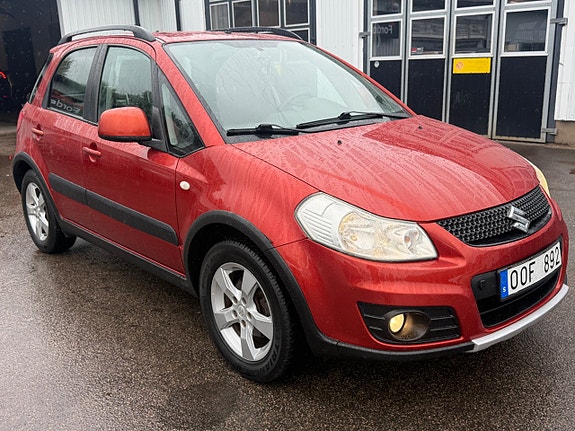 Suzuki SX4 2 of 6