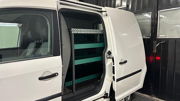 Volkswagen Caddy 16 of 18