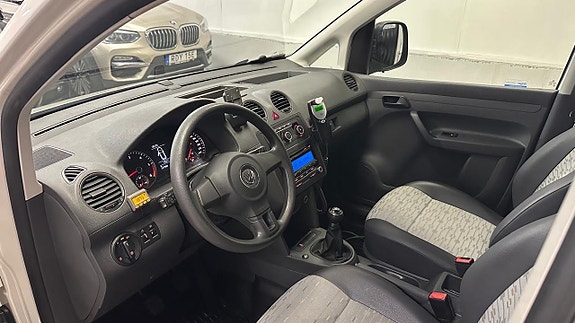 Volkswagen Caddy 10 of 18