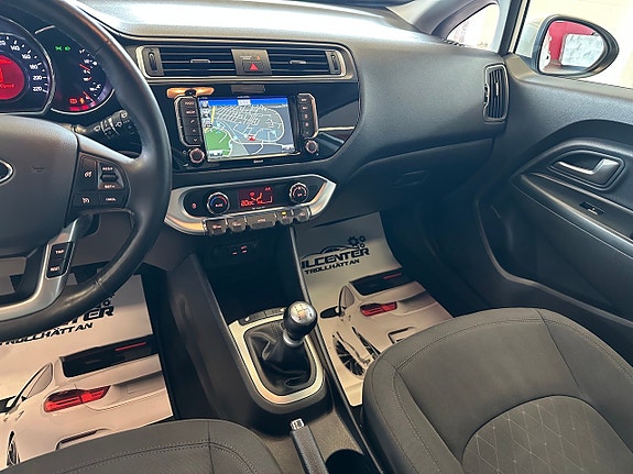 Kia Rio 13 of 13