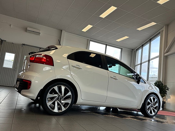 Kia Rio 4 of 13