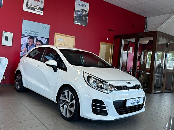 Kia Rio 2 of 13