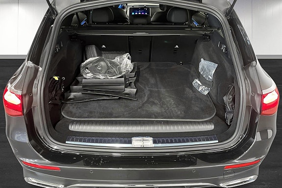 Mercedes-Benz E300 13 of 18