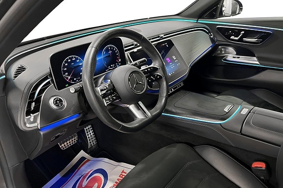 Mercedes-Benz E300 7 of 18