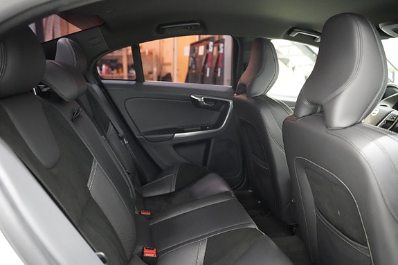 Volvo S60 19 of 20