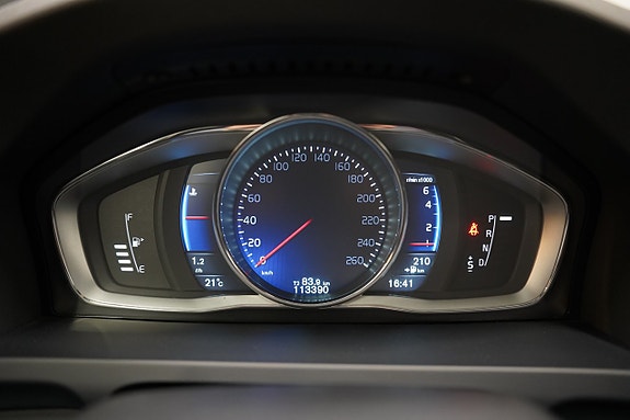 Volvo S60 11 of 20