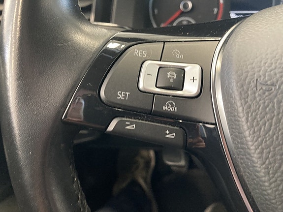 Volkswagen Polo 12 of 18