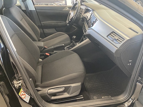 Volkswagen Polo 9 of 18
