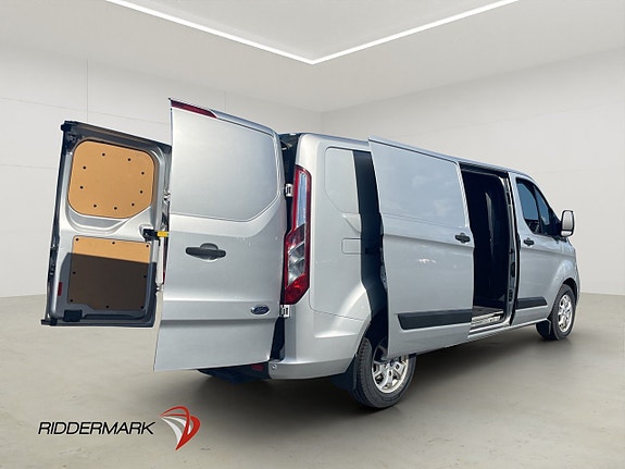 Ford Transit Custom 11 of 25