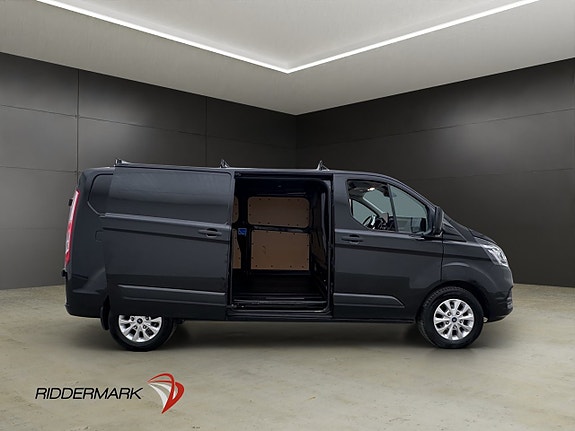 Ford Transit Custom 11 of 30