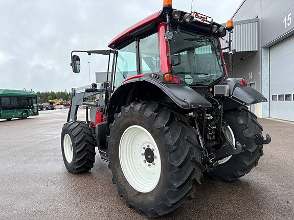 Valtra N101 / Lastare / Frontlyft 8 of 11