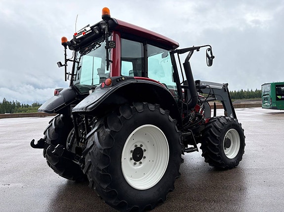 Valtra N101 / Lastare / Frontlyft 6 of 11