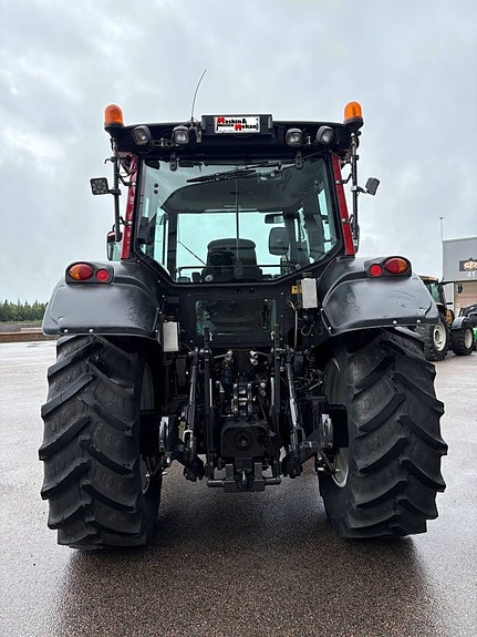 Valtra N101 / Lastare / Frontlyft 7 of 11