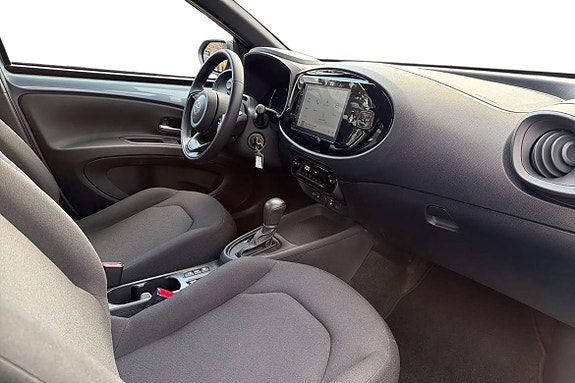 Toyota Aygo X 7 of 21