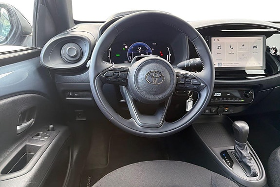 Toyota Aygo X 11 of 21