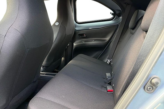 Toyota Aygo X 13 of 21