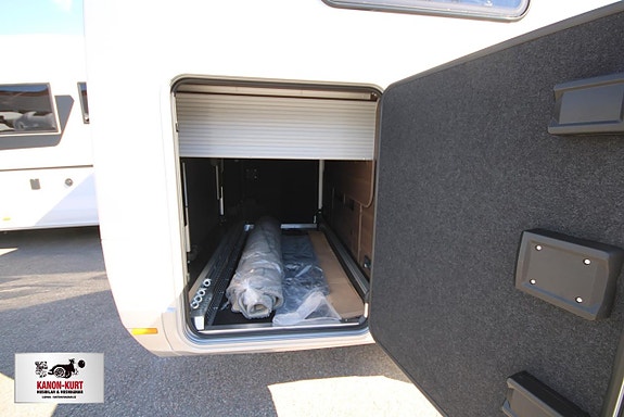 Adria Supersonic 890 LC 4 of 18