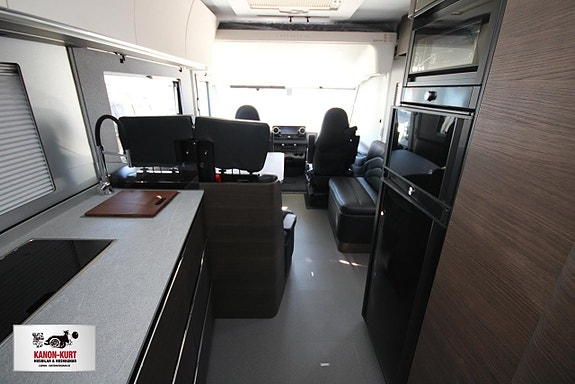 Adria Supersonic 890 LC 10 of 18