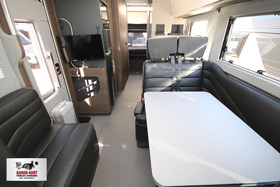 Adria Supersonic 890 LC 5 of 18