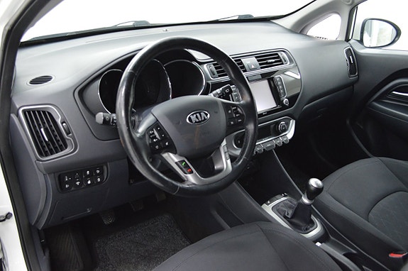 Kia Rio 13 of 26