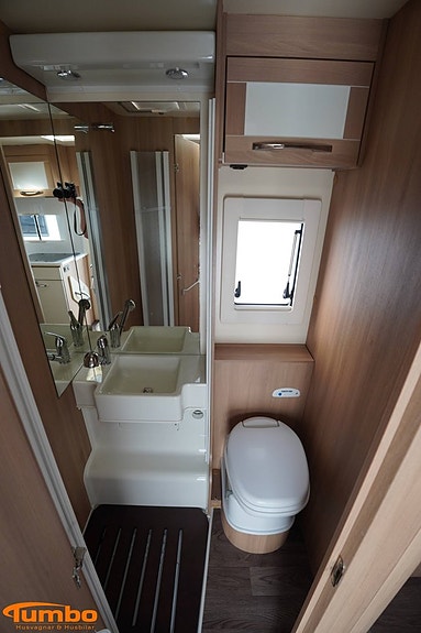 CI MAGIS 74 XT Dieselpanna ACx2 Solcell 10 of 16