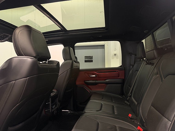 Dodge RAM 1500 22 of 30
