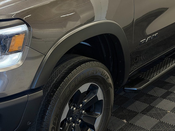 Dodge RAM 1500 8 of 30