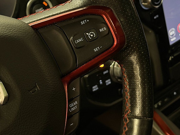 Dodge RAM 1500 25 of 30