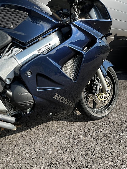 Honda Powersports VFR800FI 0.8 7 of 10