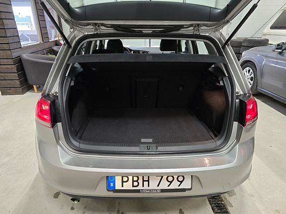 Volkswagen Golf I 17 of 19