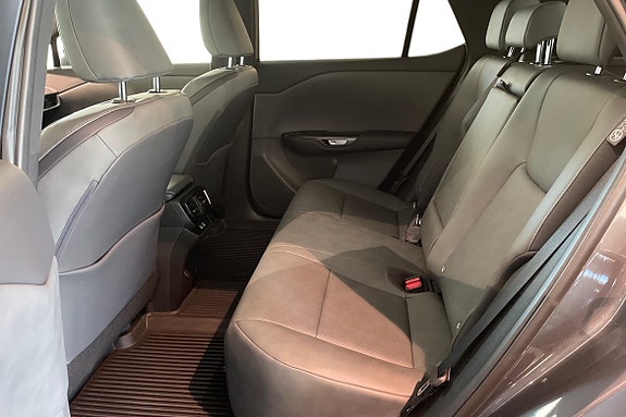 Lexus RZ300e 11 of 24